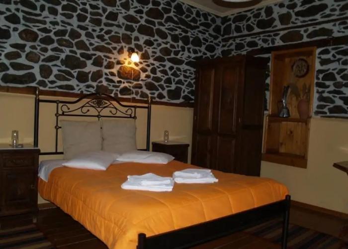 Agios Germanos Traditional Hotel