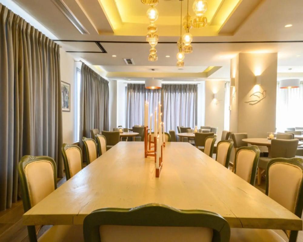 фото Emerald Suites