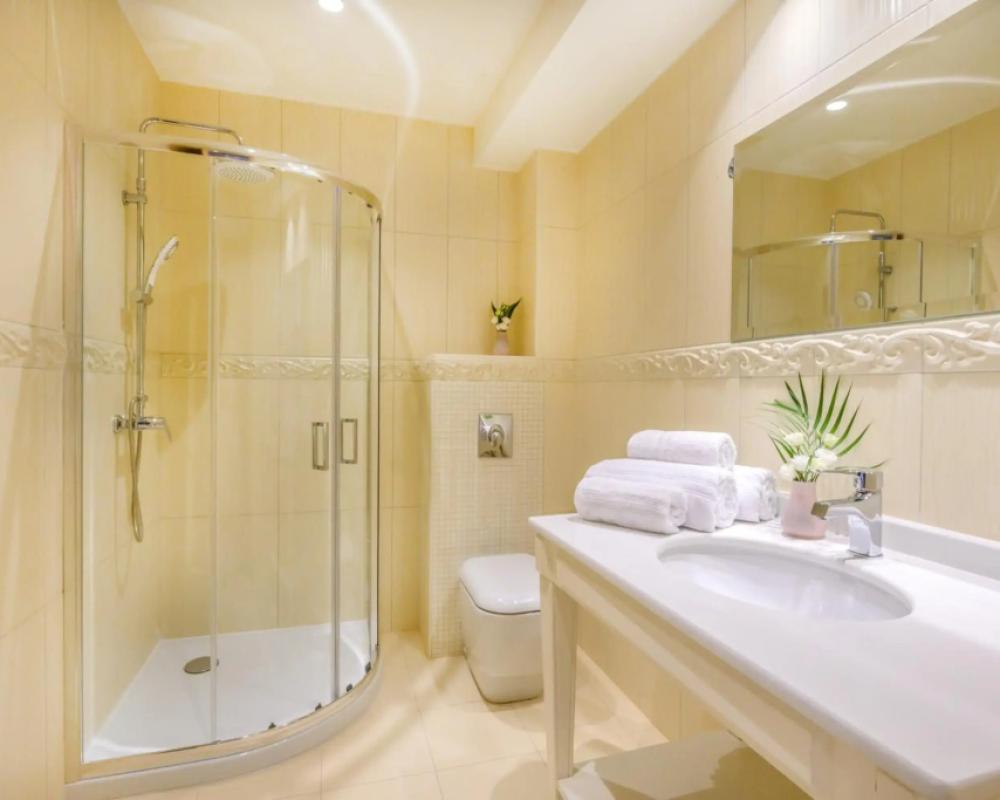 фото Emerald Suites