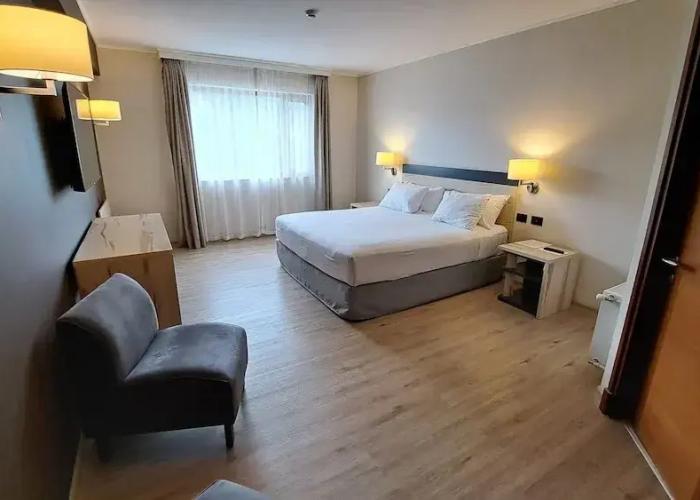 Hotel Diego de Almagro Castro