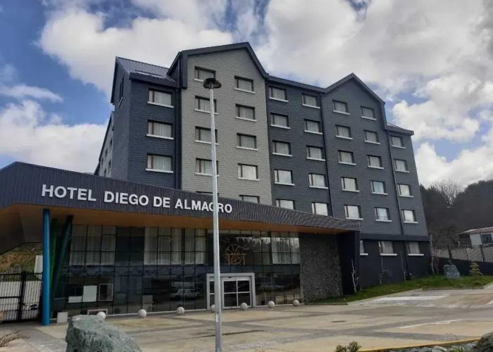 Hotel Diego de Almagro Castro