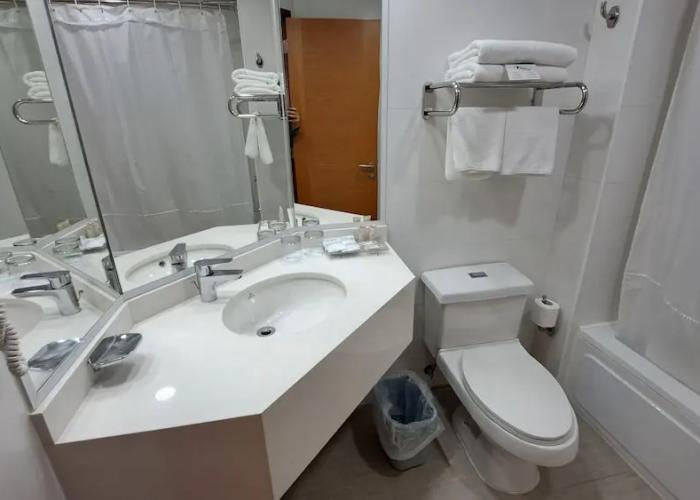 Hotel Diego de Almagro Castro