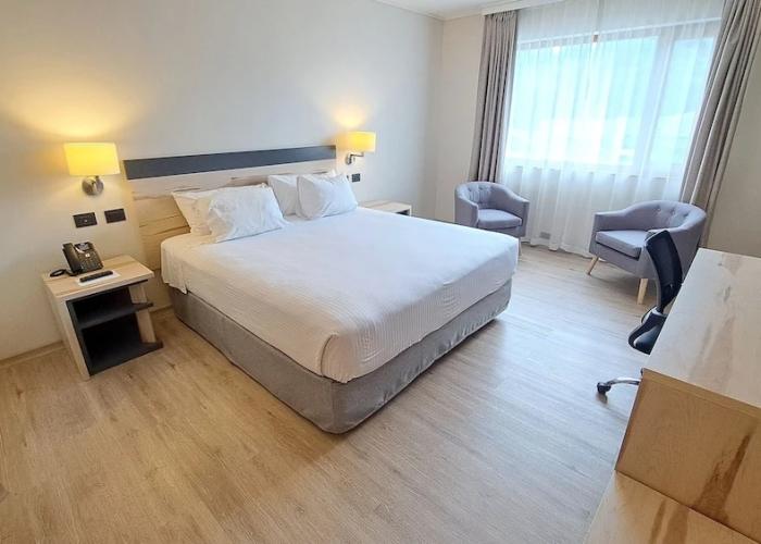 Hotel Diego de Almagro Castro