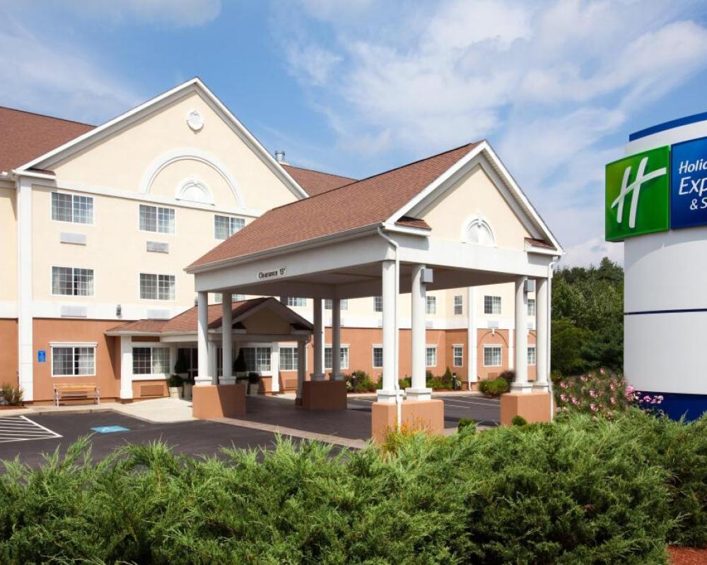 Holiday Inn Express Hotel & Suites Boston-Marlboro by IHG