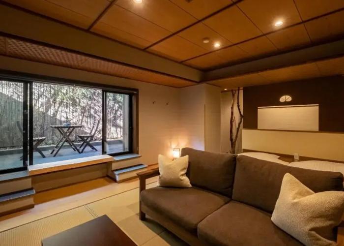 Manyou no Sato Hakuunsou