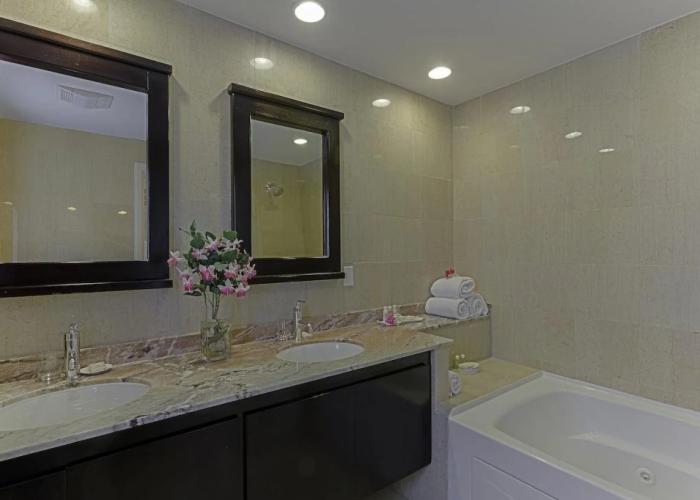 Princess Heights Luxury Boutique Condo Hotel