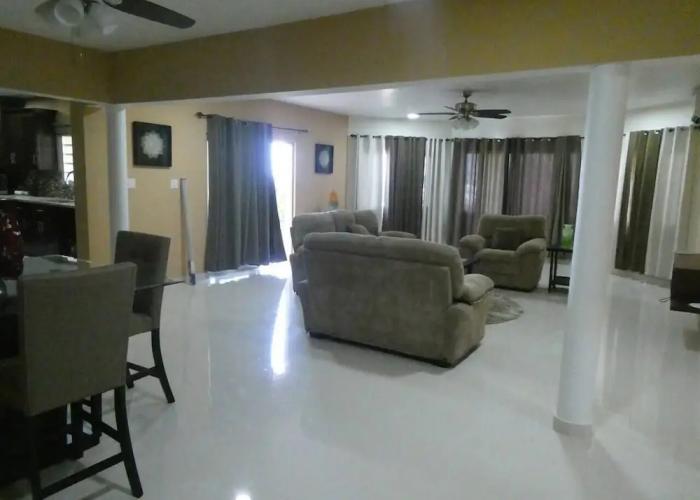 Singh Luxury Apartments With sea View, Apt.3