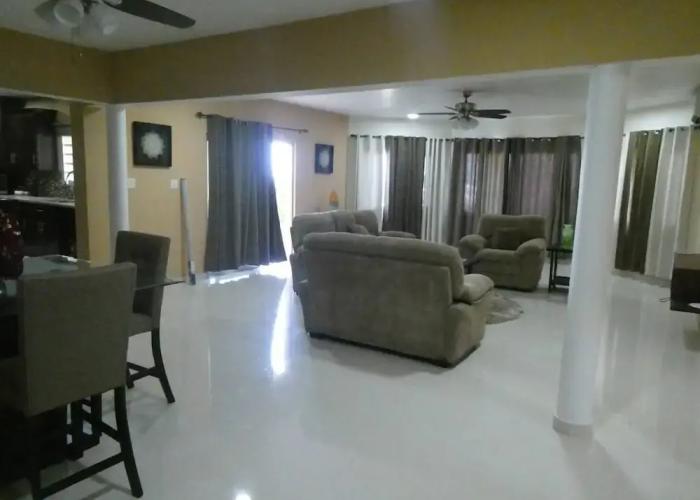 Singh Luxury Apartments With sea View, Apt.1