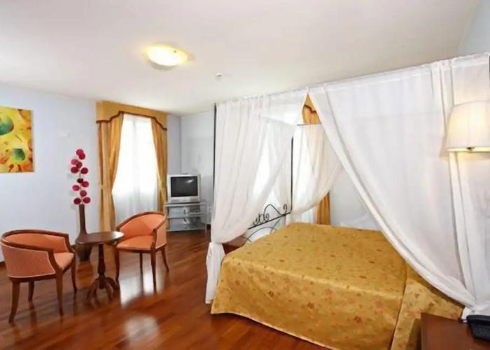 Hotel Gabarda