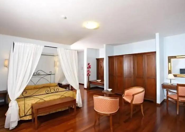 Hotel Gabarda