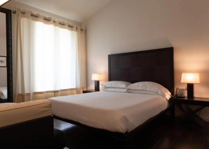 Hotel Carducci 76