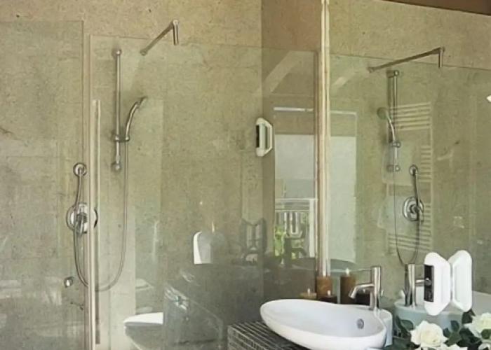 M Glamour Hotel