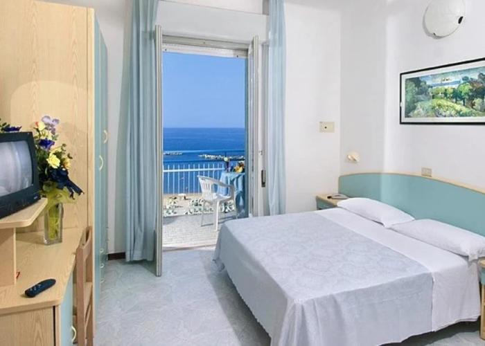 Strand Hotel