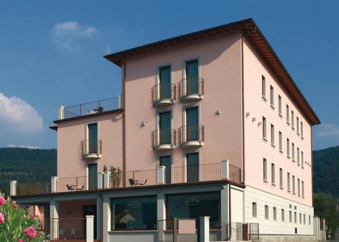 International Hotel Iseo