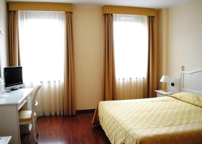 International Hotel Iseo