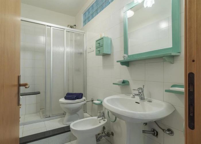 Interno 2 in Iseo With 1 Bedrooms and 1 Bathrooms