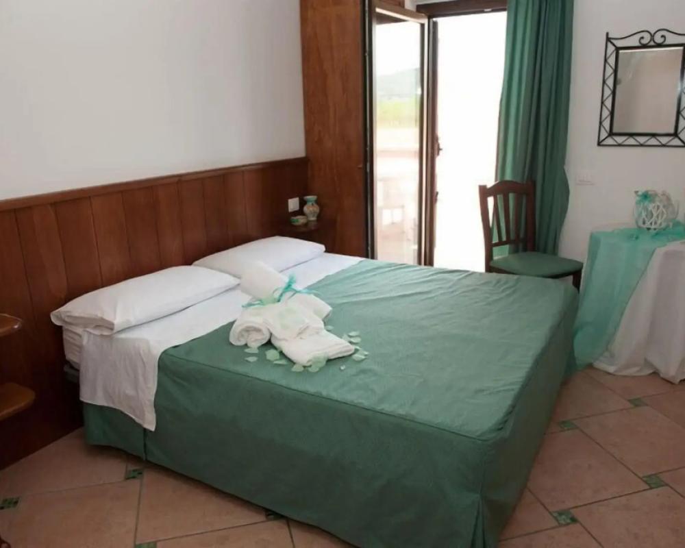 L'Oasi del Fauno Country House