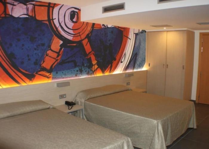 Riviera Hotel