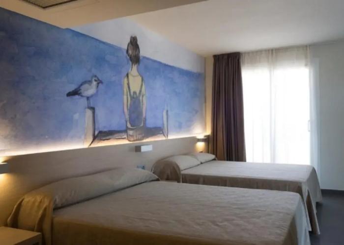Riviera Hotel