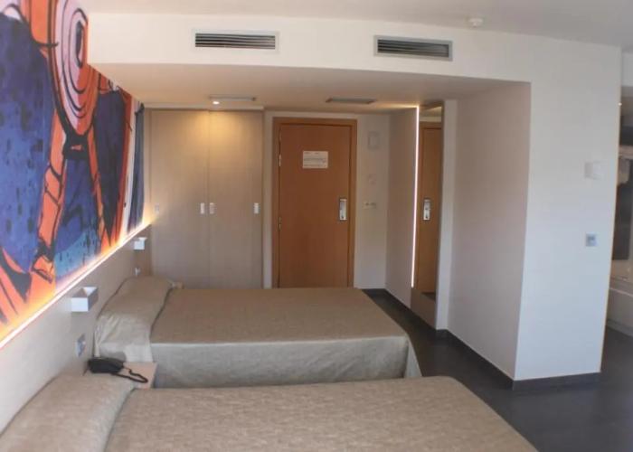 Riviera Hotel