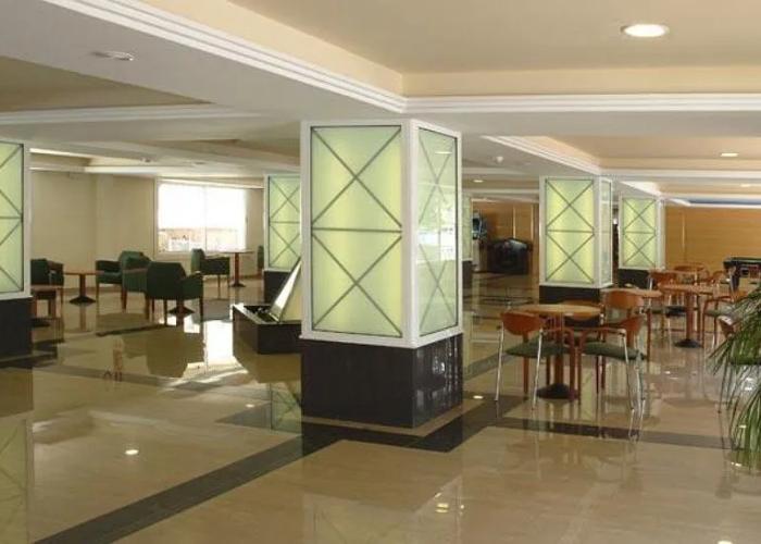 Riviera Hotel