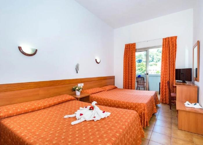 Santa Susanna Resort Hotel