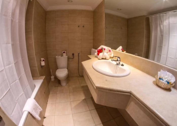 Royal Lido Resort & Spa