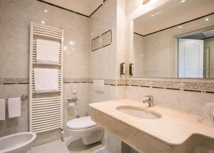 Hotel Spiaggia d'Oro - Charme & Boutique 4 Stars Hotel Lake Garda