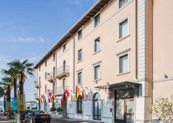 Hotel Spiaggia d'Oro - Charme & Boutique 4 Stars Hotel Lake Garda
