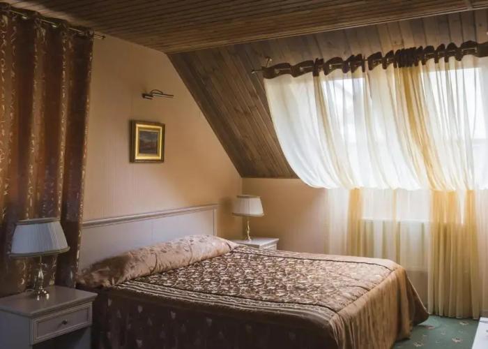Na Verkhney Beregovoy Guest house