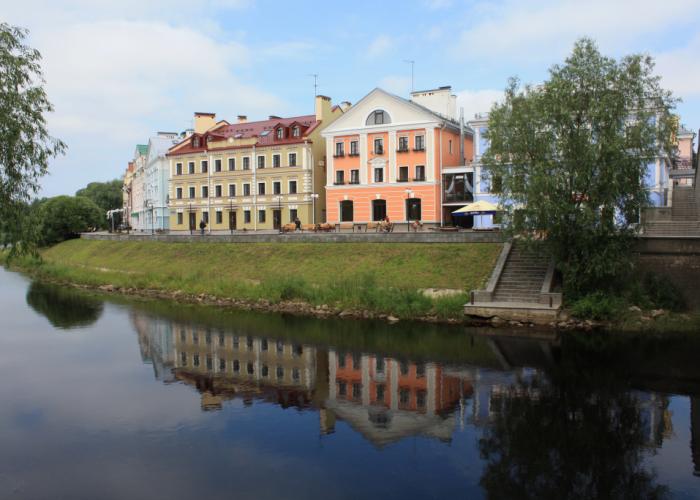 Zolotaya Naberezhnaya Hotel