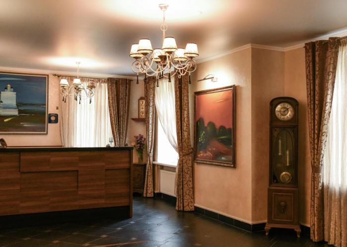 903 Hotel