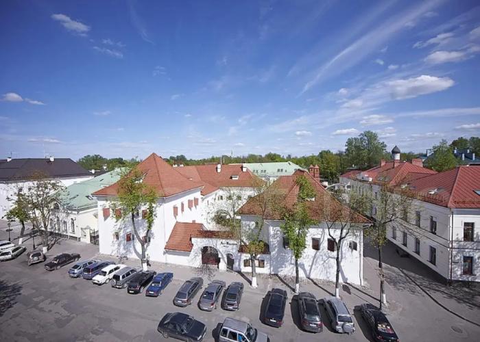 Dvor Podznoyeva Hotel Main Building