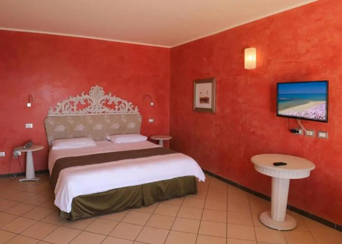 Janus Hotel