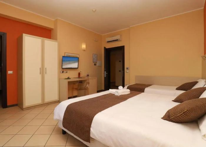 Janus Hotel