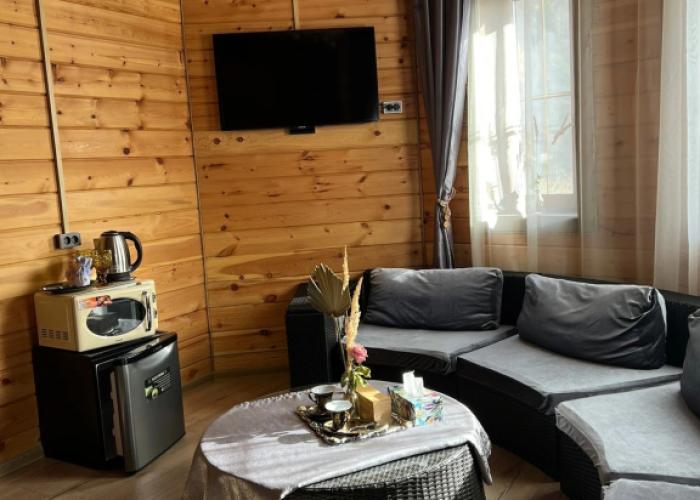 Elis Guest House