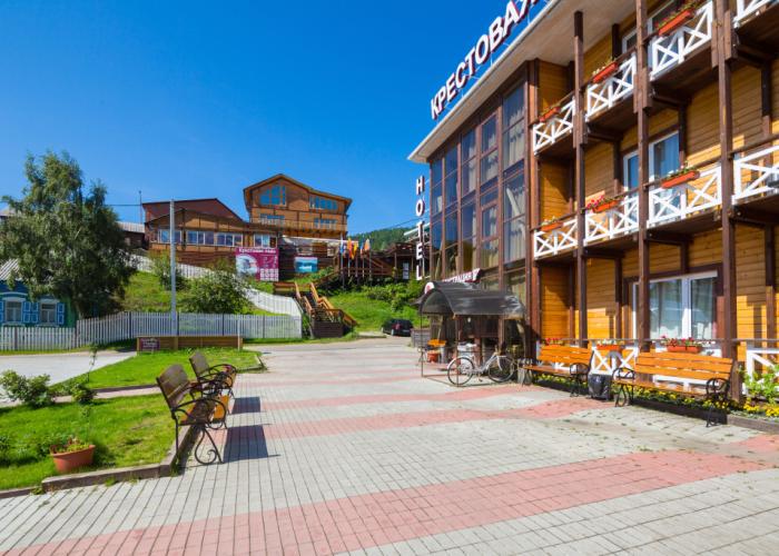 Krestovaya pad hotel