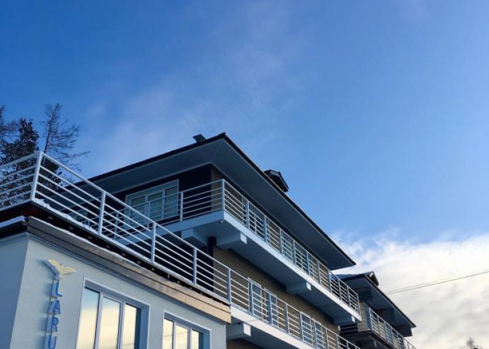 Larus Hotel