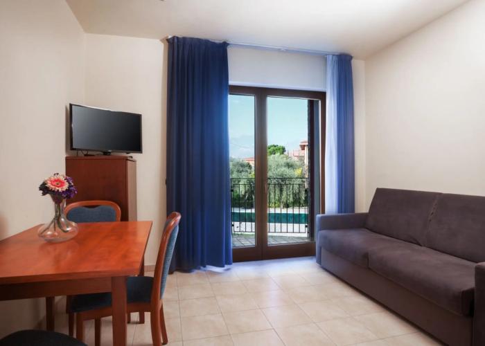 Villa Isabella Hotel & Residence