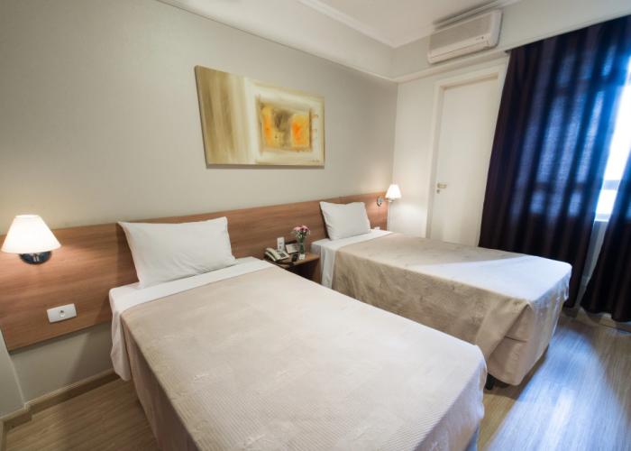 Summit Hotel Monaco