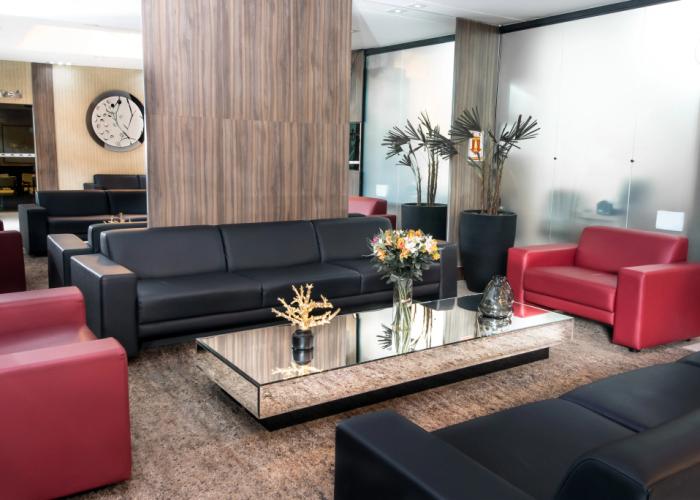 Summit Hotel Monaco