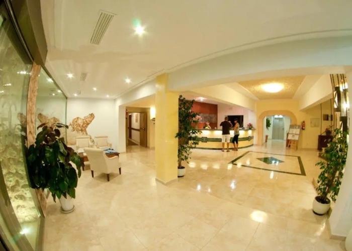 Hotel Cala Gat