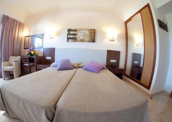 Hotel Cala Gat