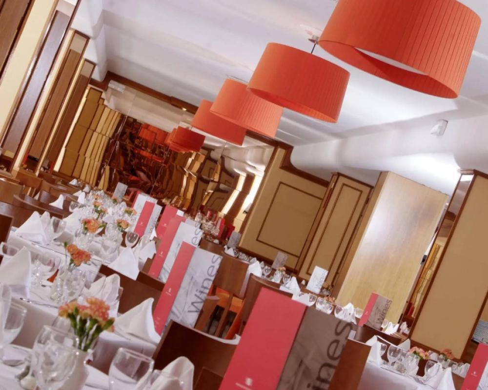 фото Hotel Clumba