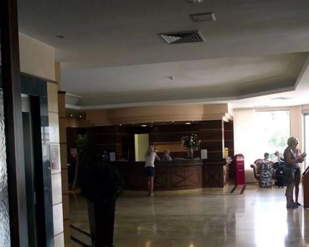 фото Hotel Clumba
