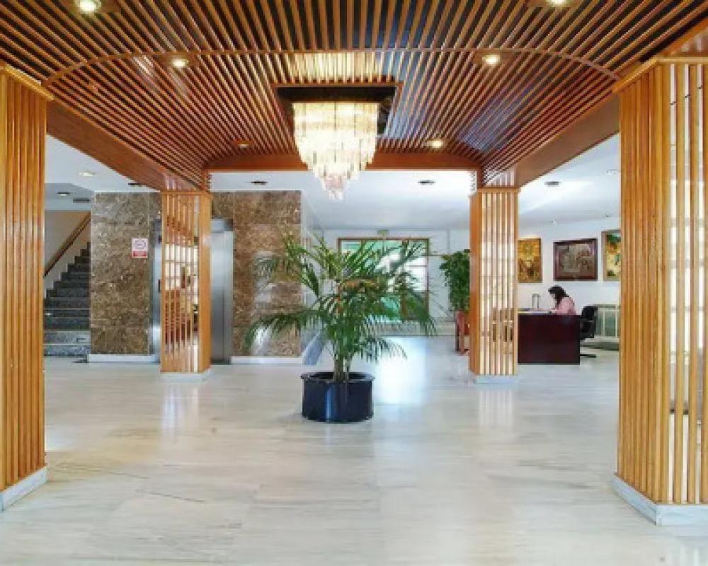 фото Hotel Clumba