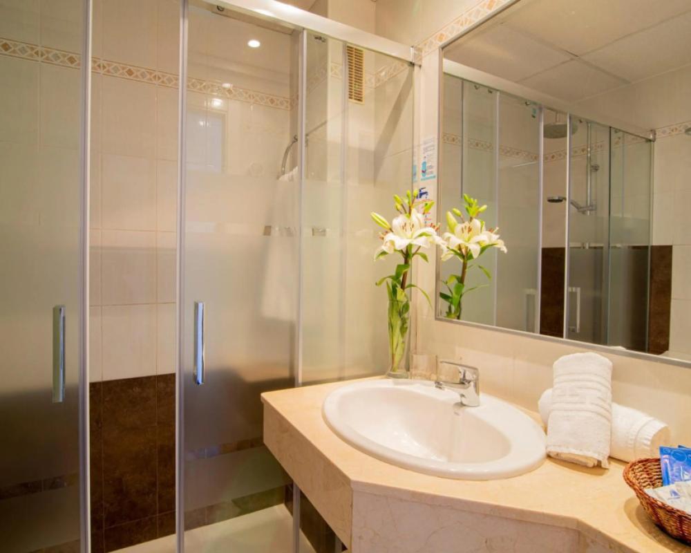 фото Hotel Amoros