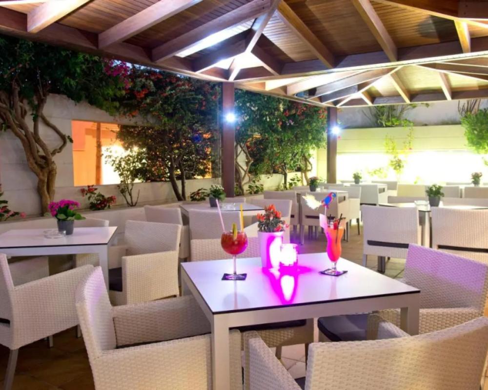 фото Hotel Capricho