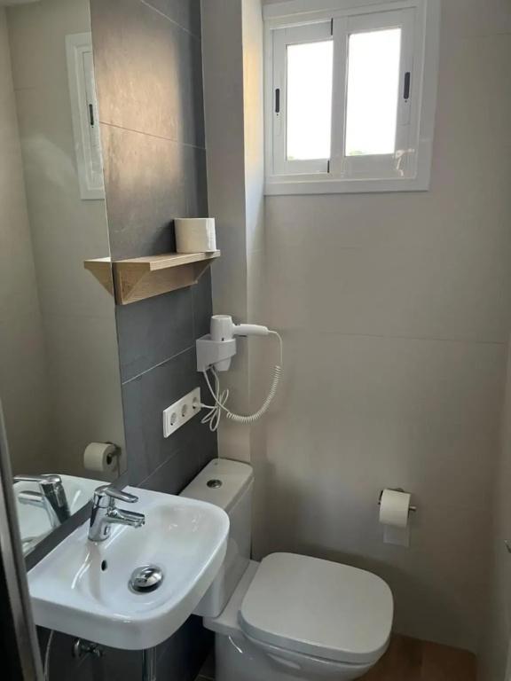фото Hostal Alcina