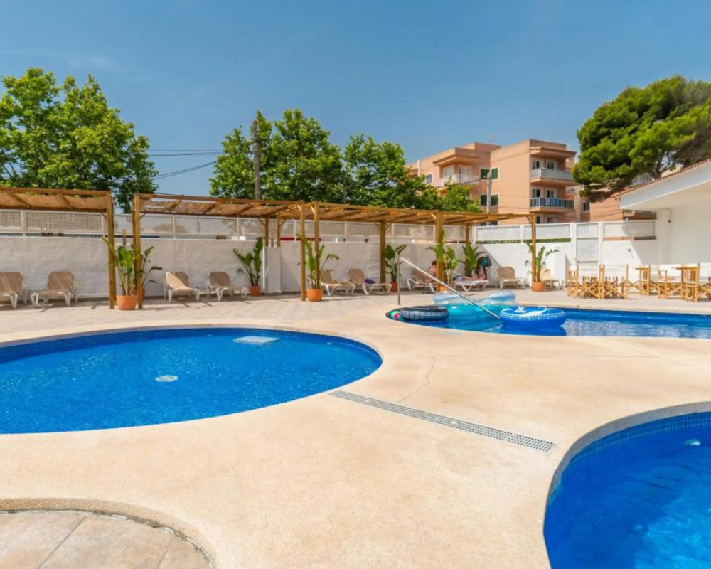 фото Hostal Alcina